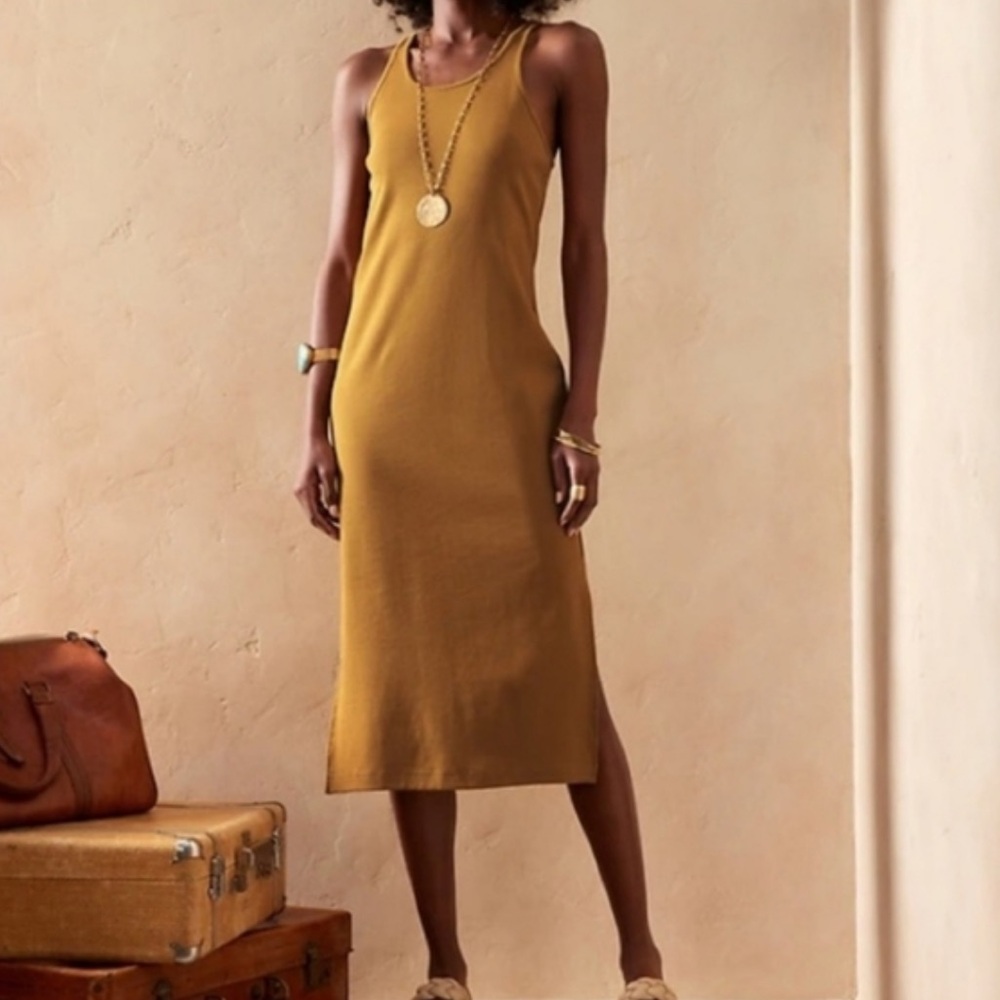 4 for $30* Banana Republic Dress